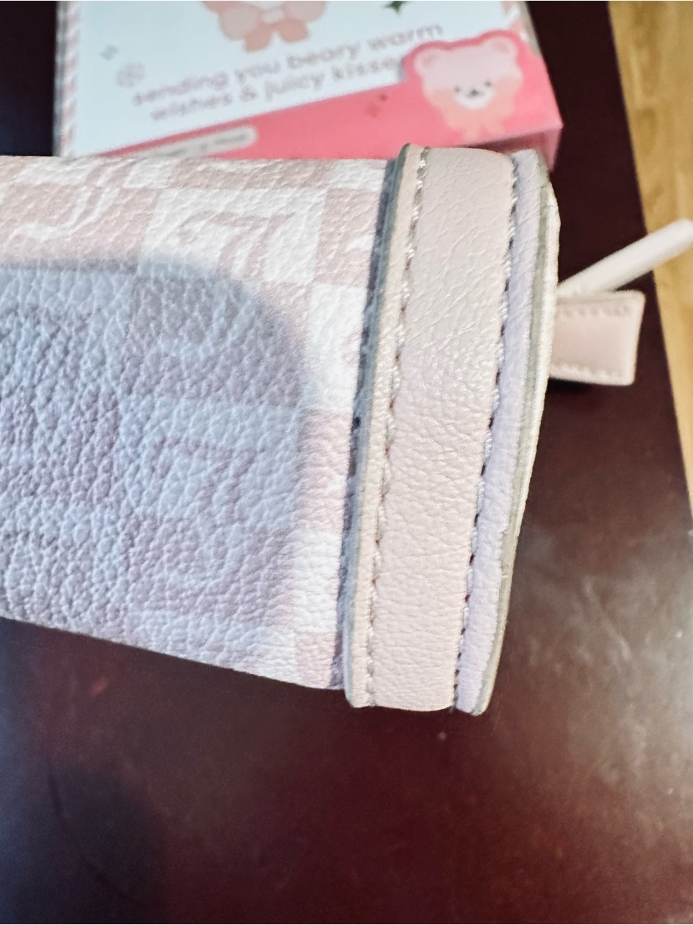 Juicy Couture Pink Monogram Logo Compact wristlet and Crème shop - Picture 3 of 9